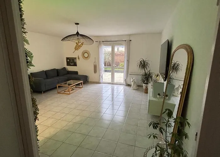 Charmant Appartement Appartamento